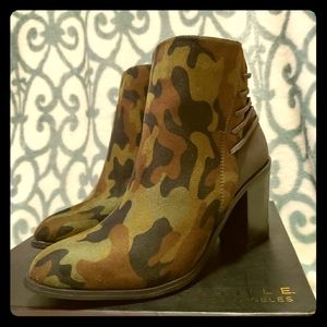 Camo booties
